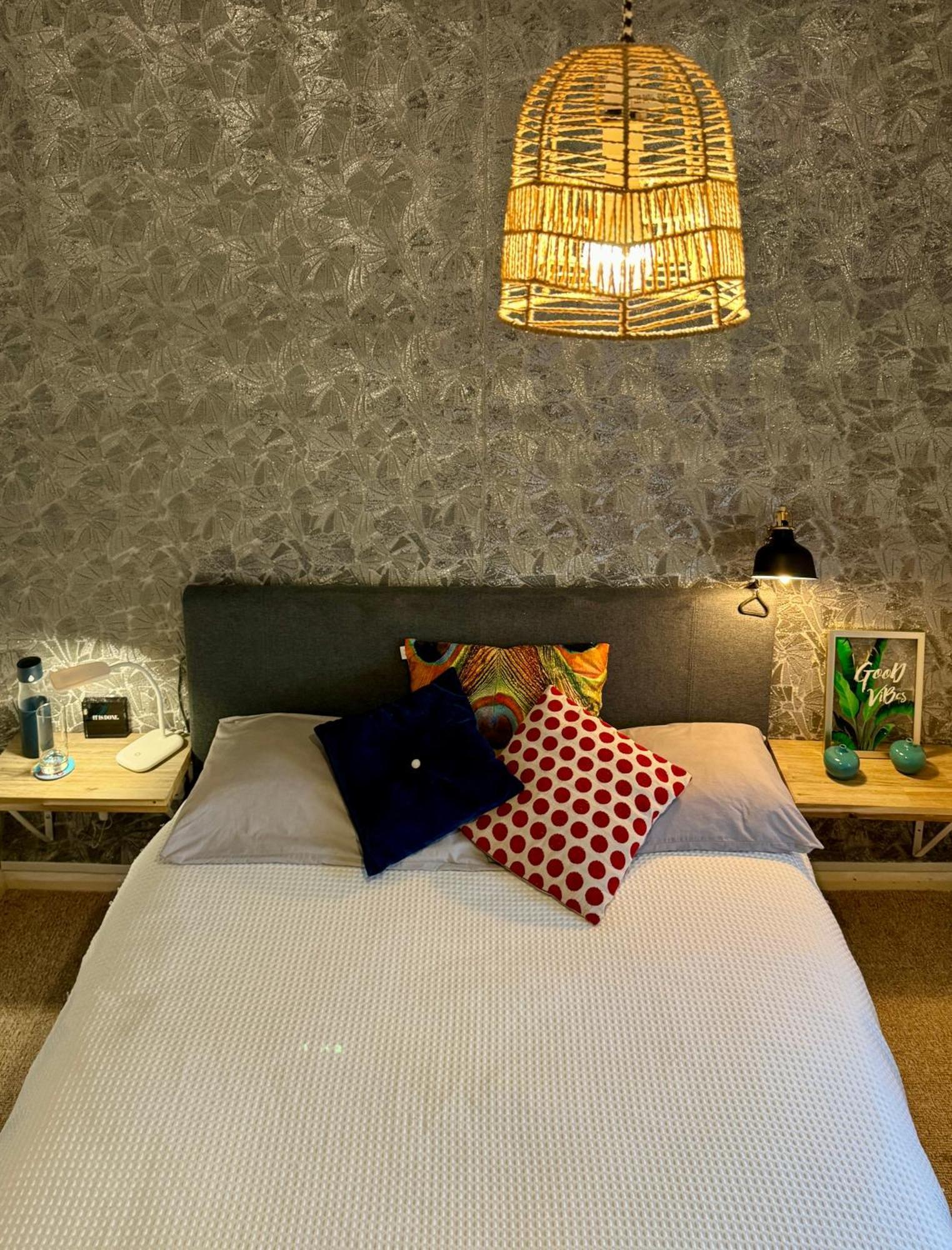 Private Room In A Stylish Flat London Exterior photo