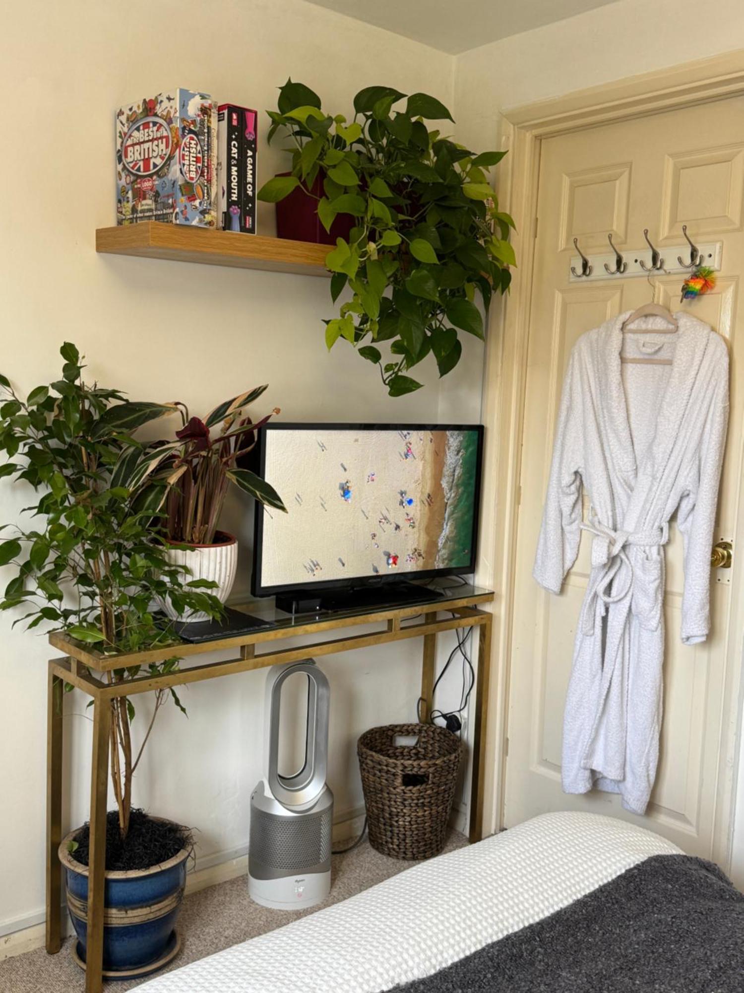Private Room In A Stylish Flat London Exterior photo